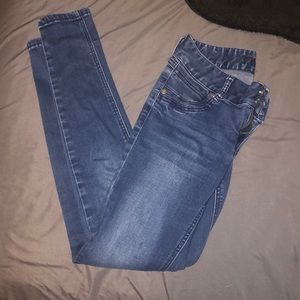 Rue 21 jeans!